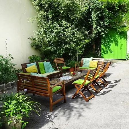 Lightland Apartments With Easy Parking Apartman